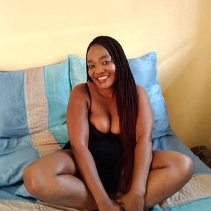 Model - bubblebella taboo