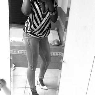 Model - Farrah Monroe fit