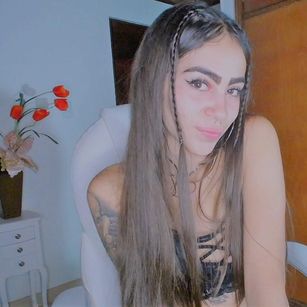 Model - Angelica Parker young