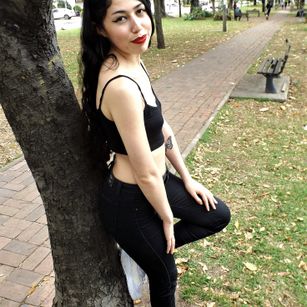 Model - Isis_Hot latina