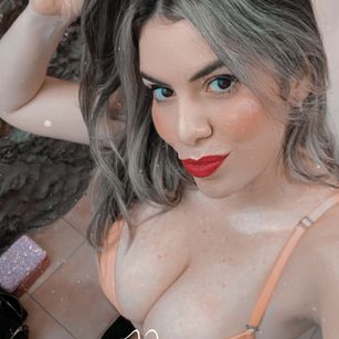 Model - Nina Parker sexy