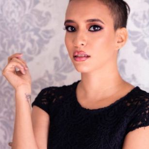 Model - LillyPoirot charm