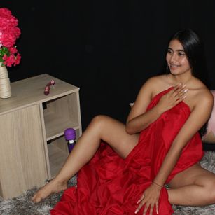 Model - Laura jugetes