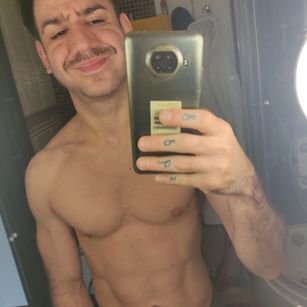 Model - TheTexasMeat hung