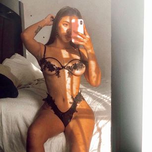 Model - Valery Garcia teen