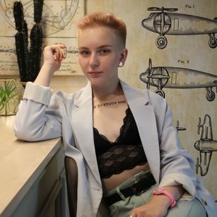 Model - HotBlondSusy sexy