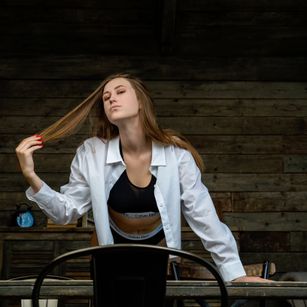 Model - KarenCum naked