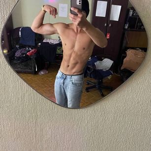 Model - GayRy bigcock