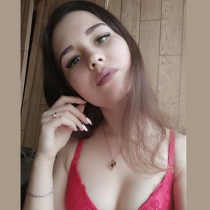 Model - Amelia friendly