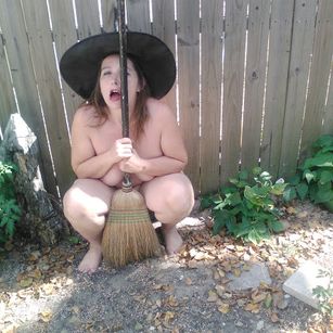 Model - Sonya Erotica mistress