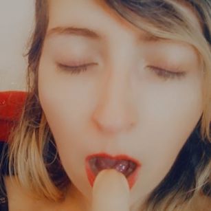 Model - Melanie fingering