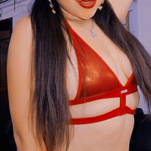 Model - Natasha squirt