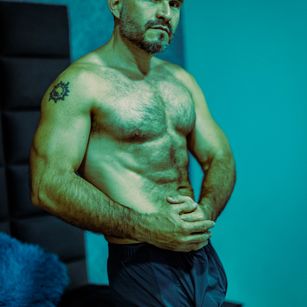 Model - Sbasstone  muscles feet