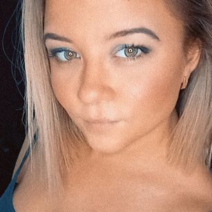 Model - Vikitty nipples