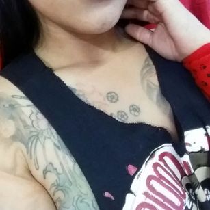 Model - katy bardot toys