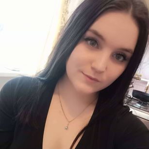 Model - LiannaAh dirtytalk