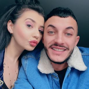 Model - LoryAndre pussy