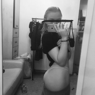 Model - ester_denham sexy