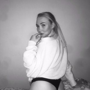 Model - ester_denham princess