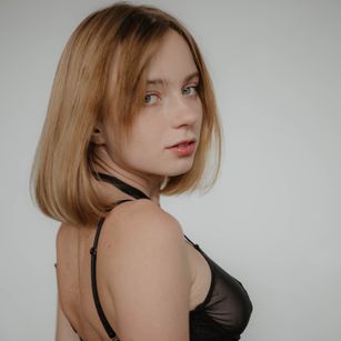 Model - EllyMur toys