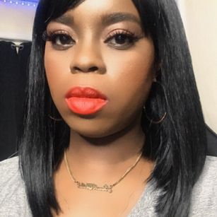 Model - Simone Savage footfetish