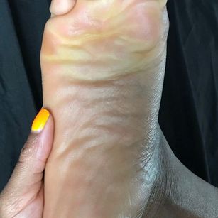 Model - Simone Savage petite