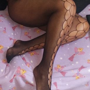 Model - EROTICNAWTY02 smoking