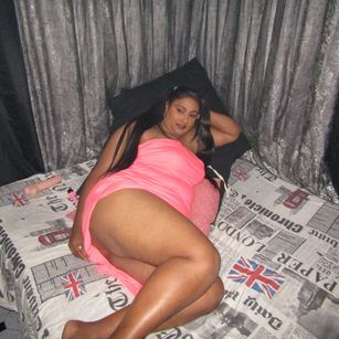 Model - EROTICNAWTY02 fetish