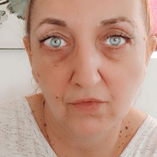 Model - Supreme Domina footfetish