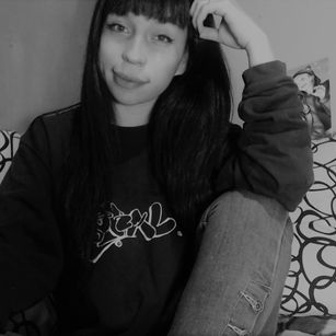 Model - Nathasa twerking