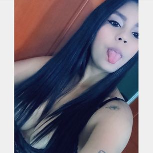 Model - Madonna latina