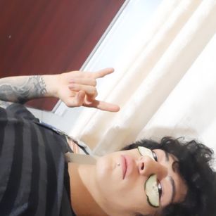 Model - TommyLongXXX feet