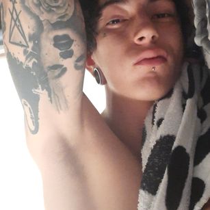 Model - TommyLongXXX slim