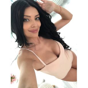 Model - Milana flirting