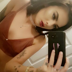 Model - Destiny Dee 3