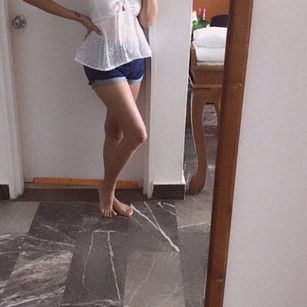 Model - Jennifer sexy