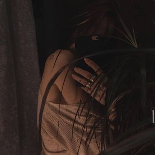 Model - Cherry pussypiersing