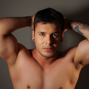 Model - Erick Brook LOVENSE
