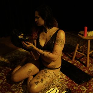 Model - Amy Black bottom