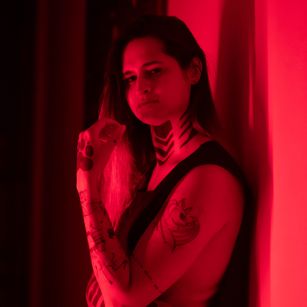 Model - Amy Black latina