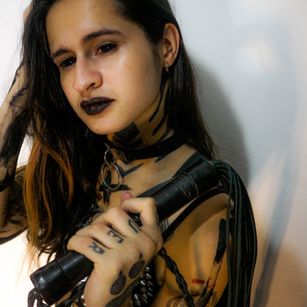 Model - Amy Black camgirl