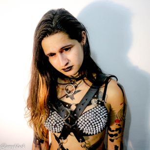 Model - Amy Black bdsm