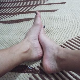 Model - Amy Black latina