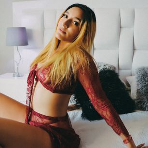 Model - Isabella Fiore anal