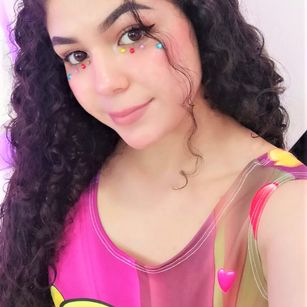 Model - LOLLY smalltits