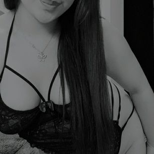 Model - Natasha squirt