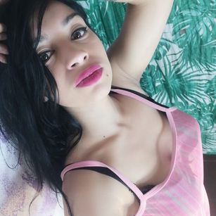 Model - nicoll_honey squirt