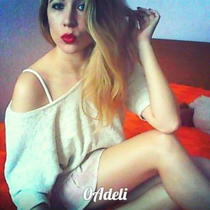 Model - Adelli flirting