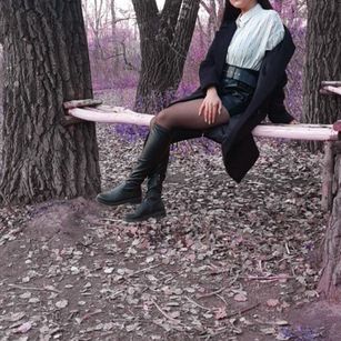 Model - Aurora boobs