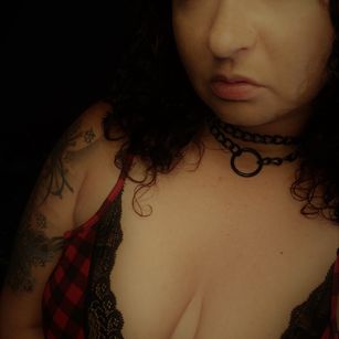 Model - Abby Loves tattoos